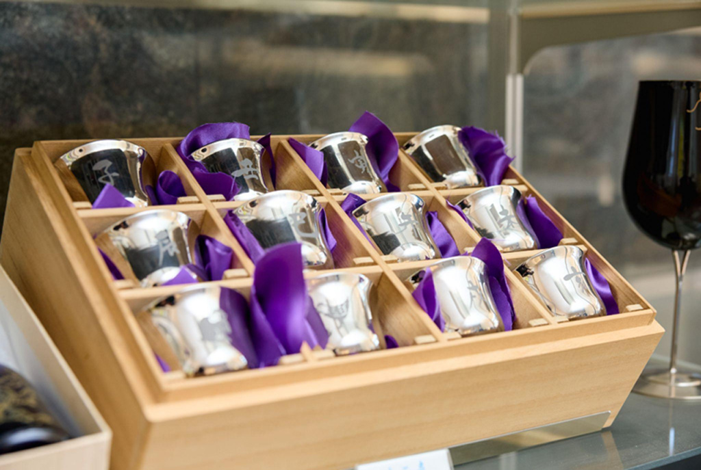 ヘラ絞り加工で作られる主な製品を紹介！オブジェ・生活用品など実例も